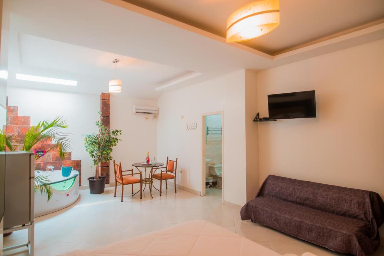 סלינאס Hotel Presidente Beach Salinas מראה חיצוני תמונה