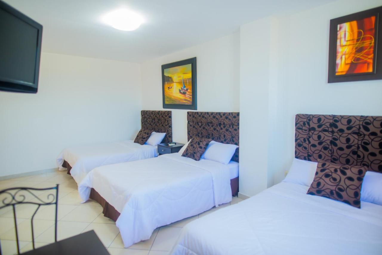 סלינאס Hotel Presidente Beach Salinas מראה חיצוני תמונה