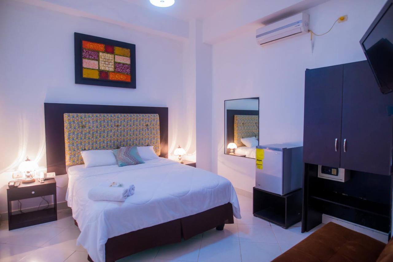 סלינאס Hotel Presidente Beach Salinas מראה חיצוני תמונה