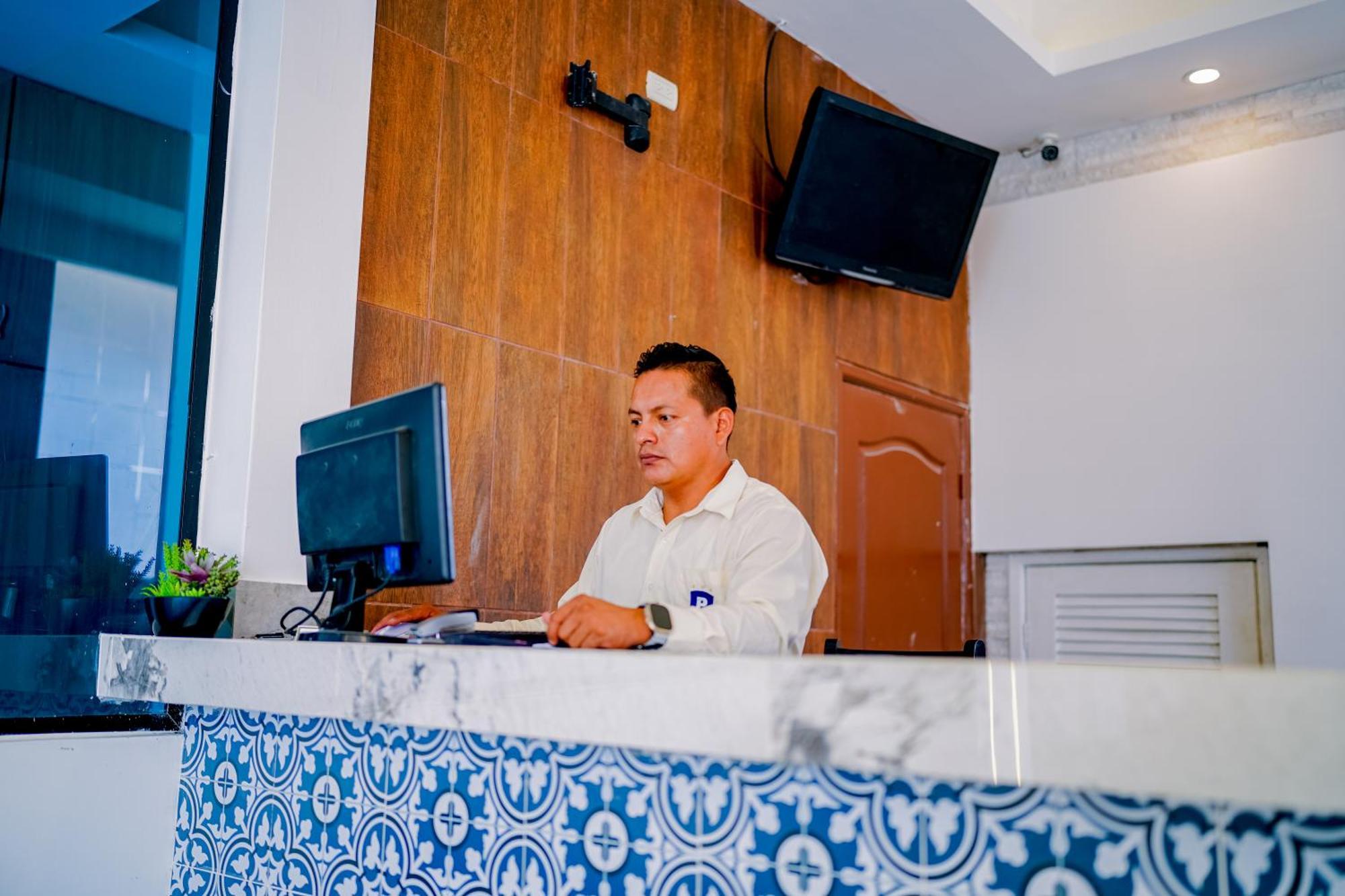 סלינאס Hotel Presidente Beach Salinas מראה חיצוני תמונה