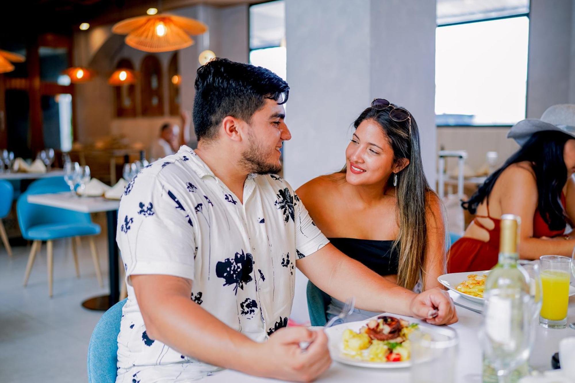 סלינאס Hotel Presidente Beach Salinas מראה חיצוני תמונה